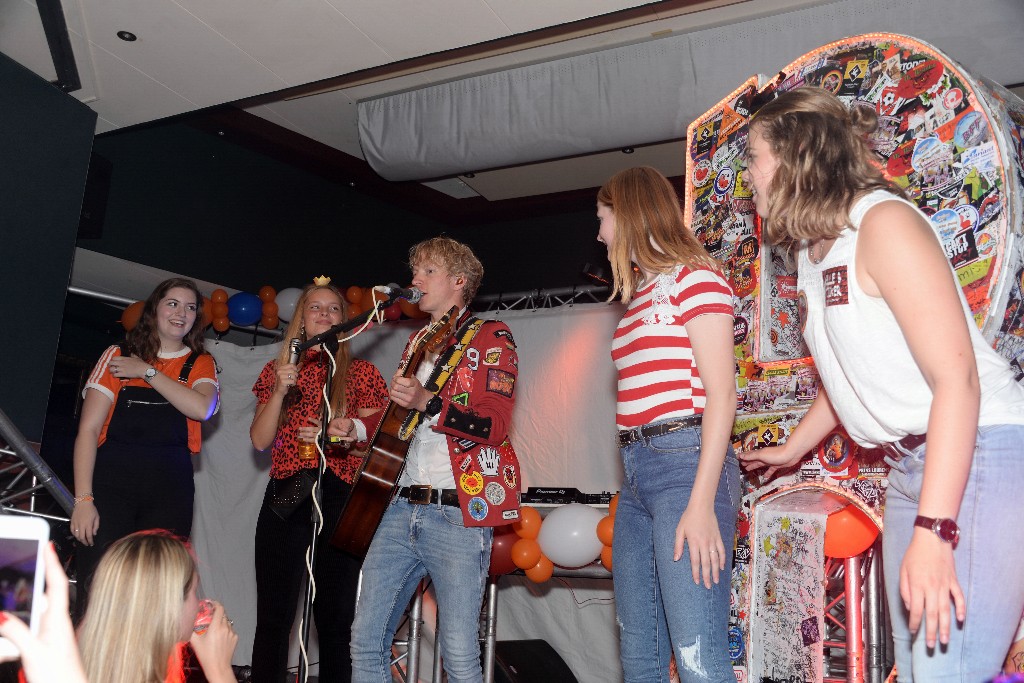../Images/Koningsnacht 2019 in VdG 088.jpg